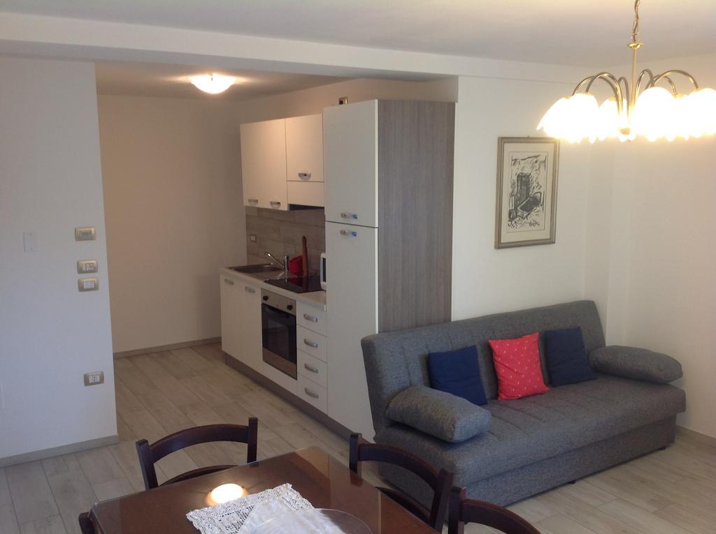 Villa In Val Di Fiemme Cavalese Zimmer foto